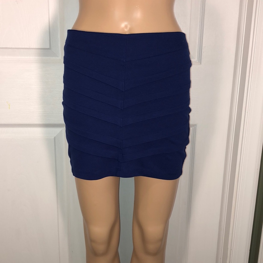 Basic House Blue Skirt.S